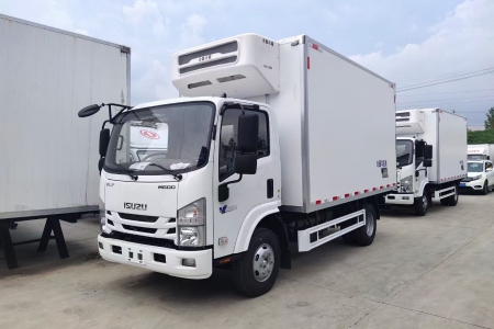 慶鈴五十鈴冷藏車(chē)M600